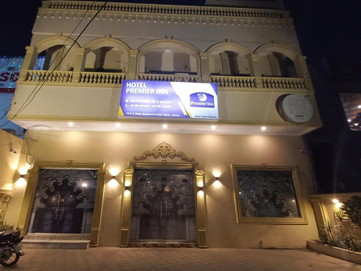 Hotel Premier Inn Johar Town Lahore Exterior foto