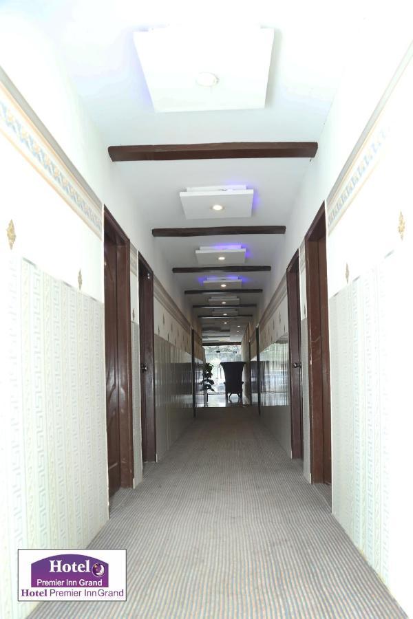 Hotel Premier Inn Johar Town Lahore Exterior foto