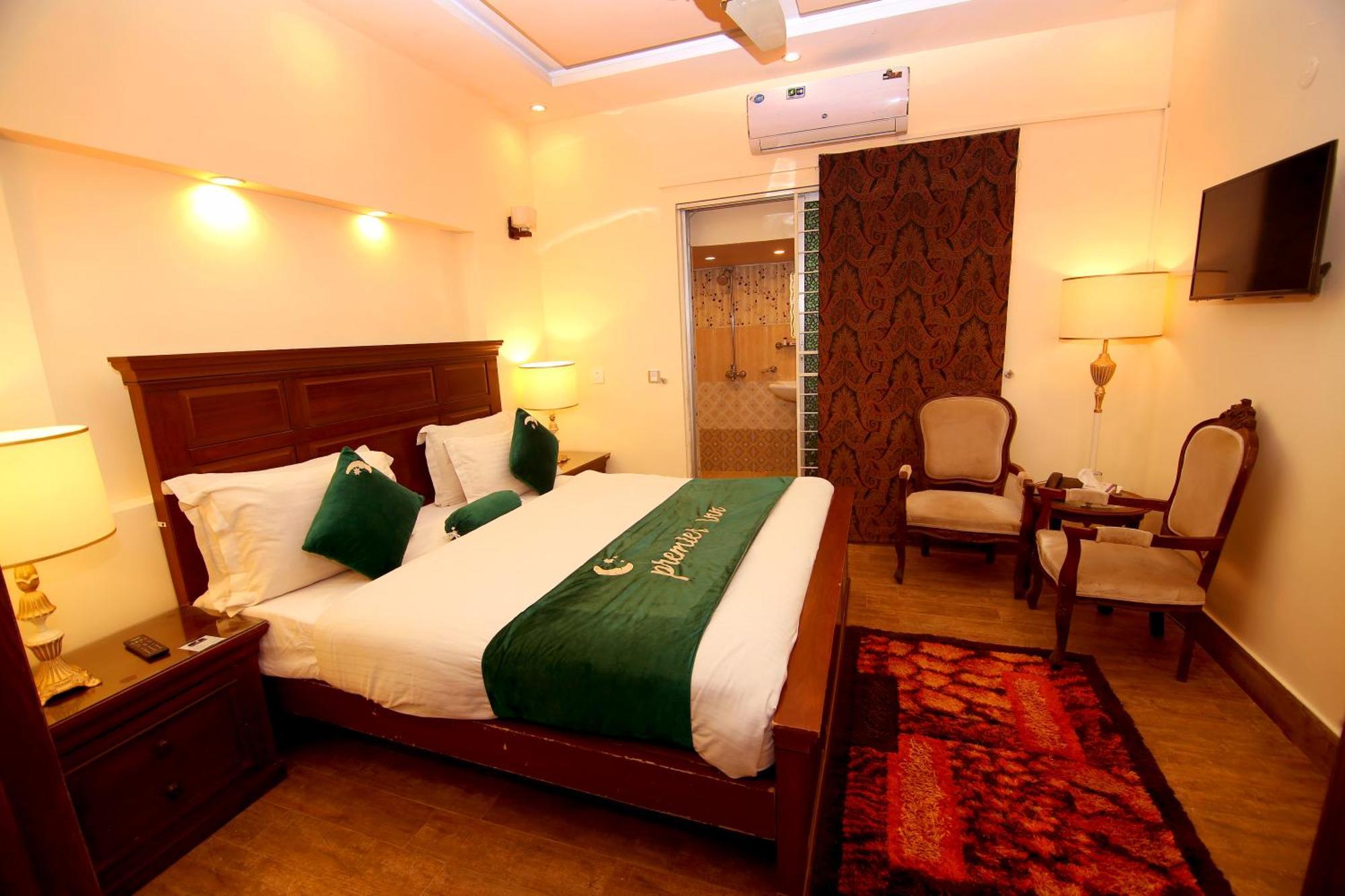 Hotel Premier Inn Johar Town Lahore Exterior foto